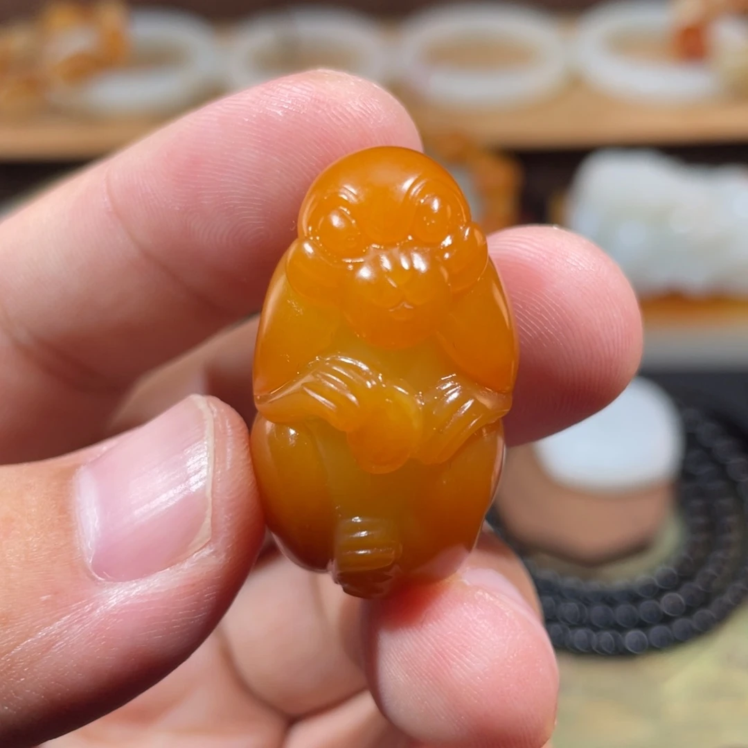 和田玉（糖玉）未镶嵌颈饰