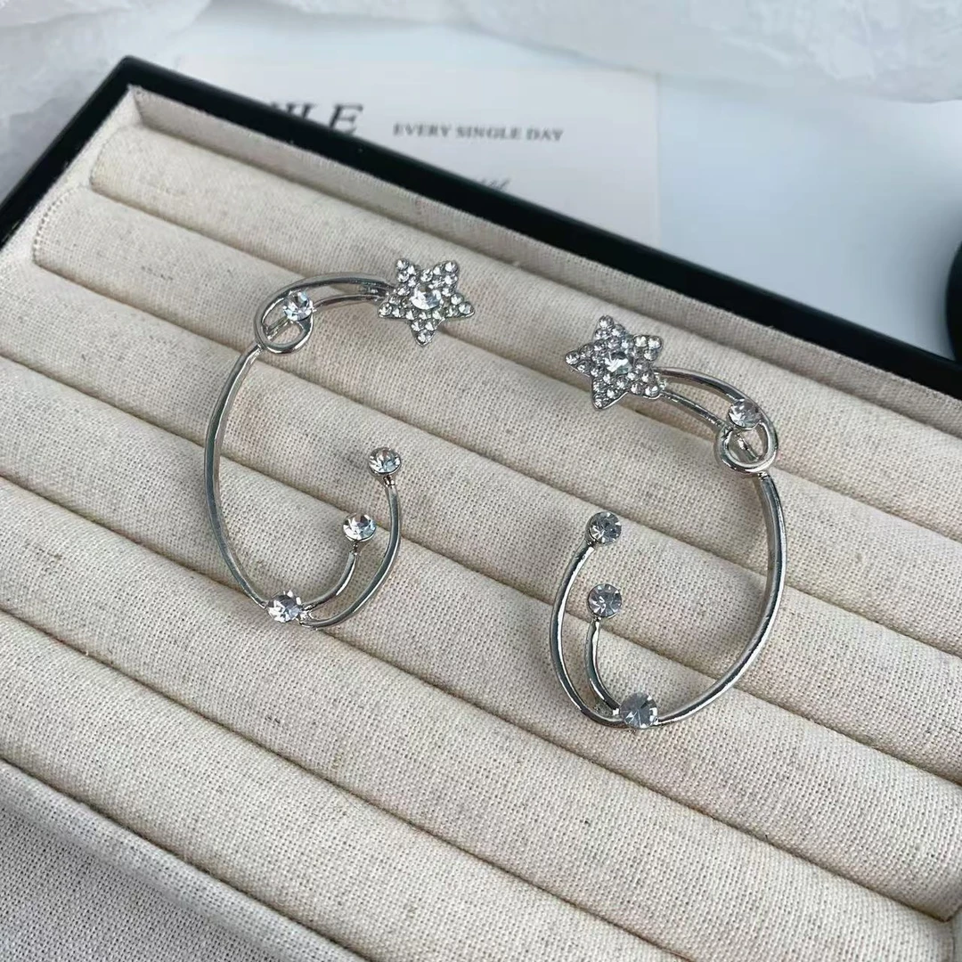 铜合金锆石耳饰 镶流星星星耳挂一体式耳钉小众气质高级感百搭个