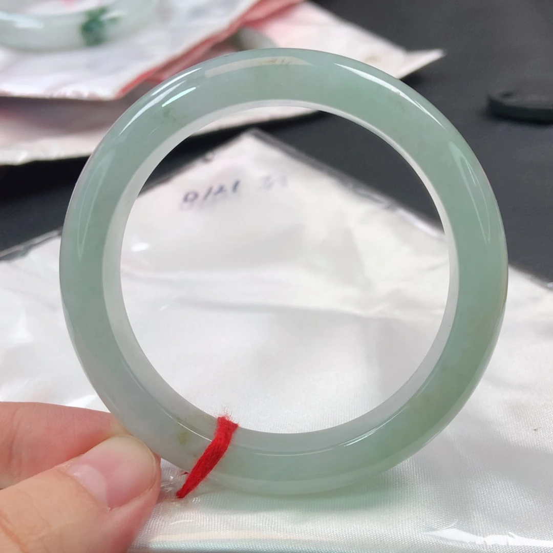 翡翠手镯未镶嵌0121号