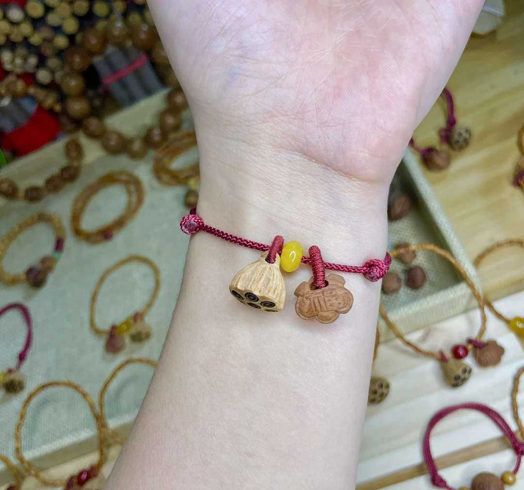 非金属木质手链 小福锁莲蓬红绳手工手串一核镇千邪