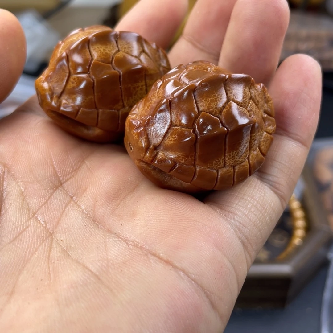 猴头核桃吊坠别忘吃