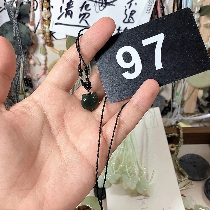 蛇纹石玉合金颈饰