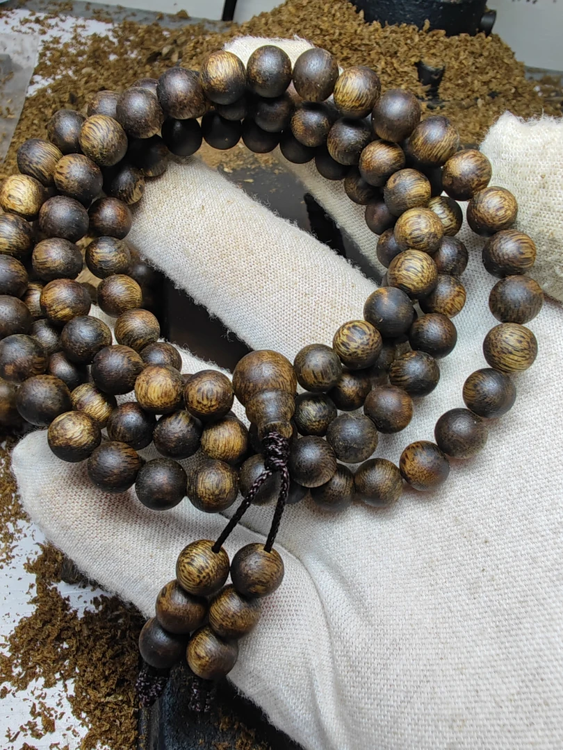 绿奇楠沉香卡7规格108颗圆珠20克