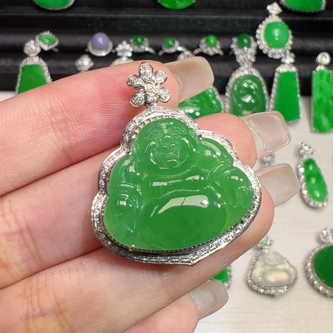 翡翠18K金镶嵌吊坠(不含链)我****