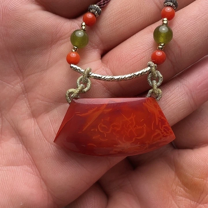 南红玛瑙未镶嵌吊坠