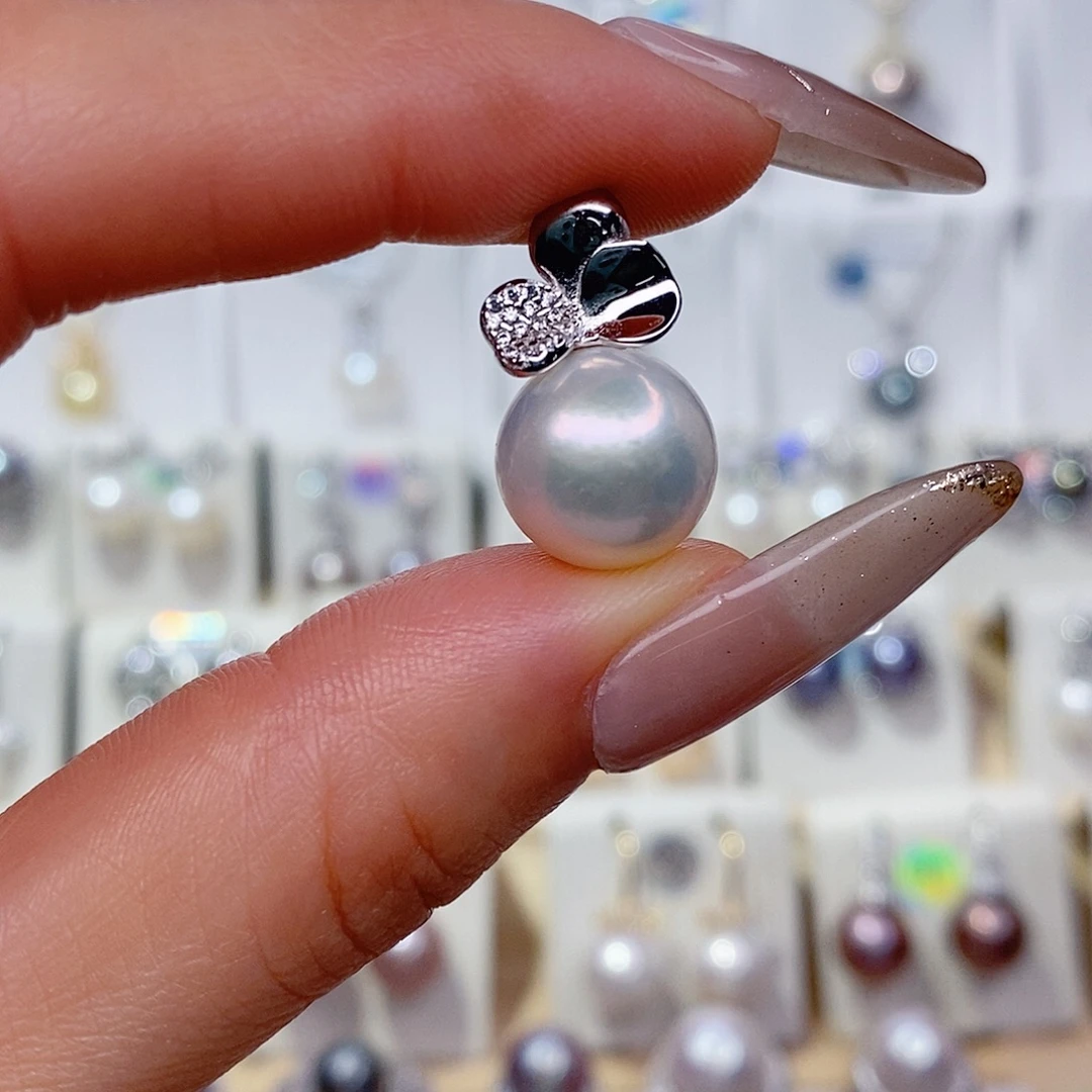 银S925镶嵌淡水珍珠吊坠(赠链)