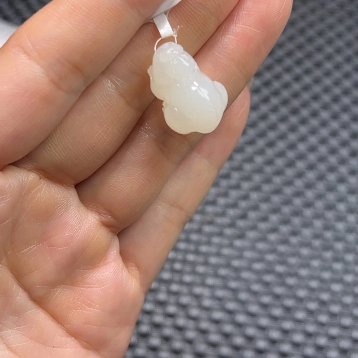 未镶嵌和田玉挂件