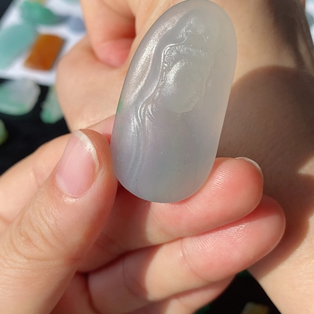 定制翡翠未镶嵌观音