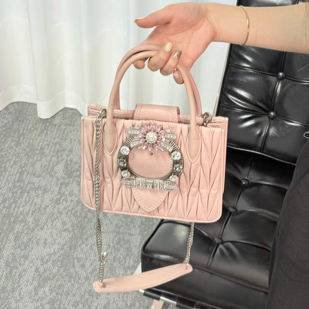 95新 MIU MIU/缪缪 粉色褶皱太阳花手提斜挎包qx