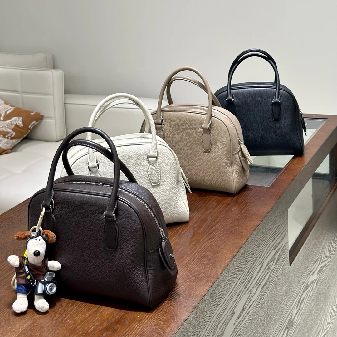 中号Row系轻奢极简风高级仿鹿头层牛皮保龄球手提包通勤斜挎包女