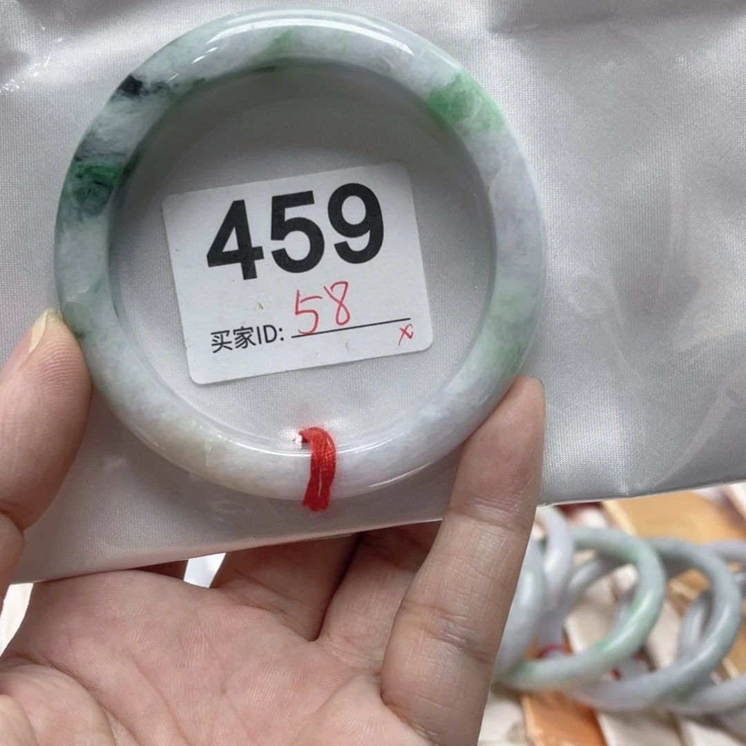 翡翠手镯未镶嵌459有大瑕呲