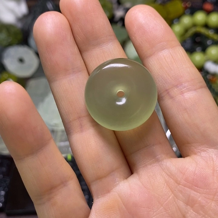 岫玉未镶嵌岫玉颈饰