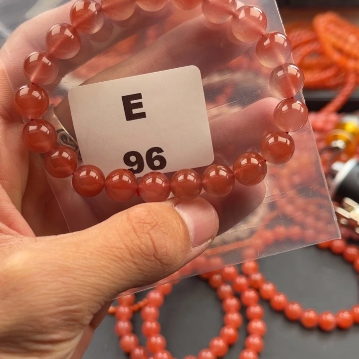 南红玛瑙未镶嵌多样性发货默认微瑕称重9mm