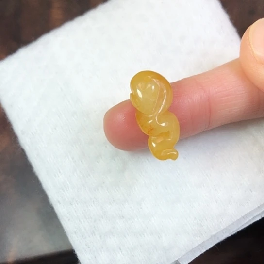 翡翠未镶嵌颈饰缅甸A货，每天下午1点半开播