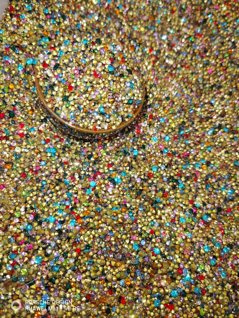 订制类美甲水晶钻DIY 美甲钻装饰钻通用水晶钻装超闪指甲钻堆堆钻