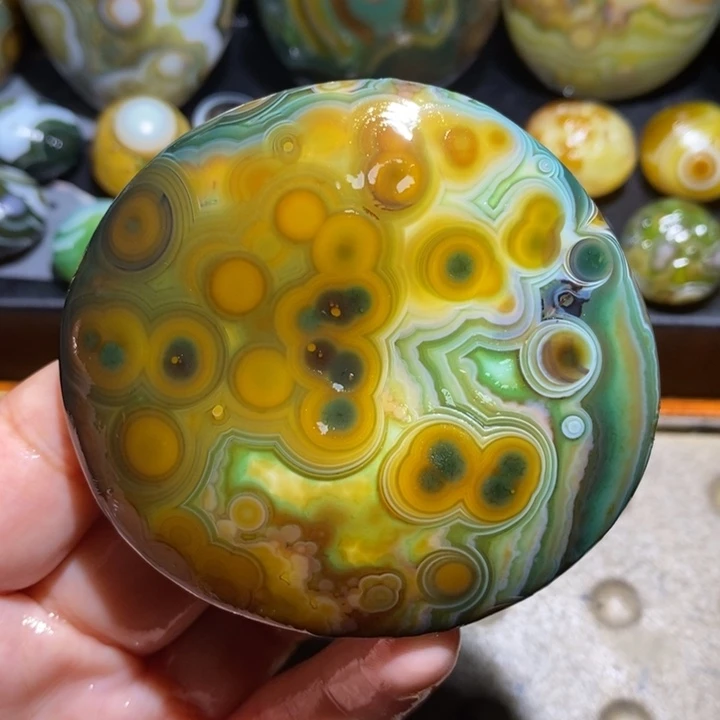 未镶嵌玛瑙/玉髓珠宝半成品125