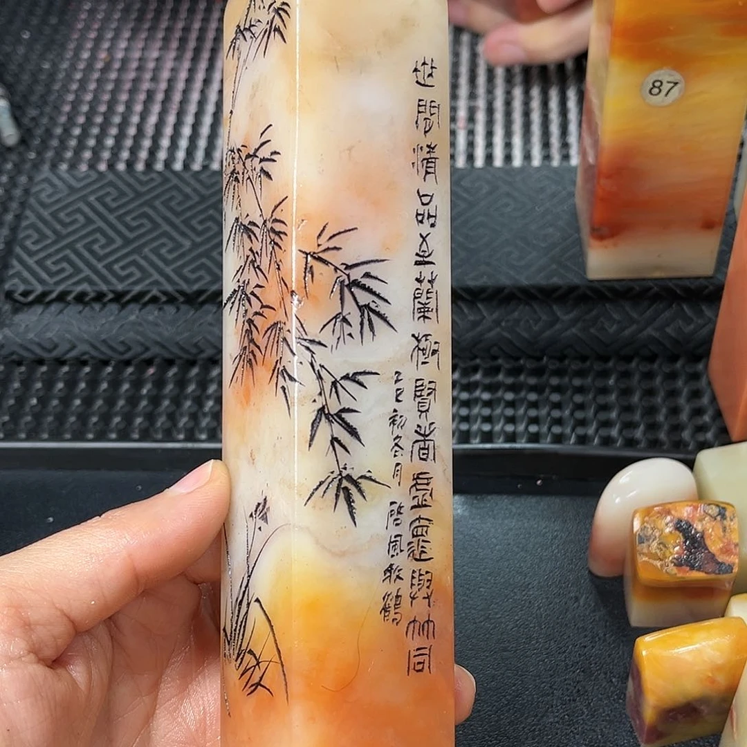 寿山石印石这么大岁数怎么会