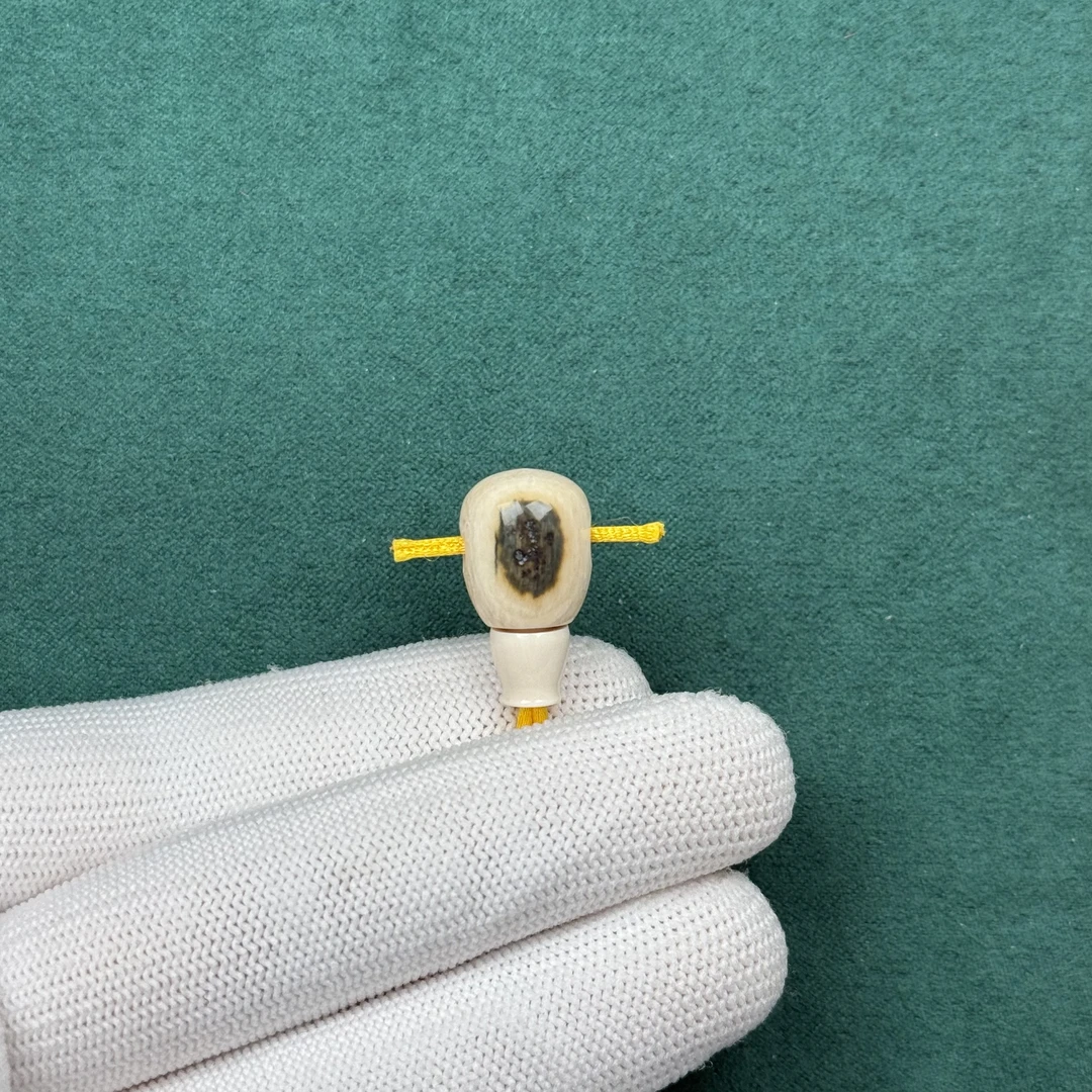 D74-87天然猛犸牙 蓝眼睛三通11.5*20.4*11.5mm支持复检假一罚十
