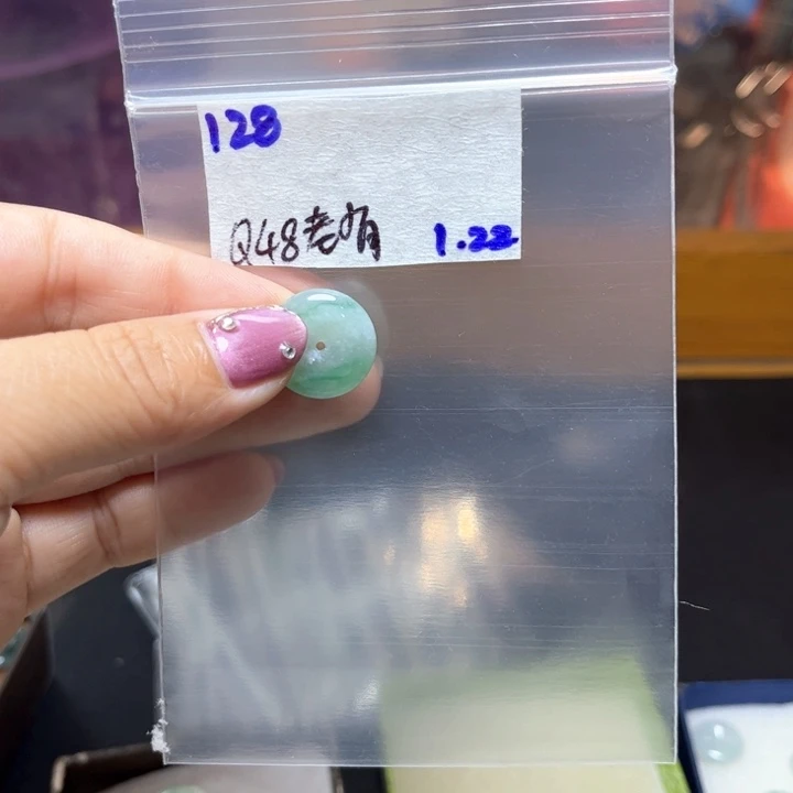 定制翡翠未镶嵌老**得不