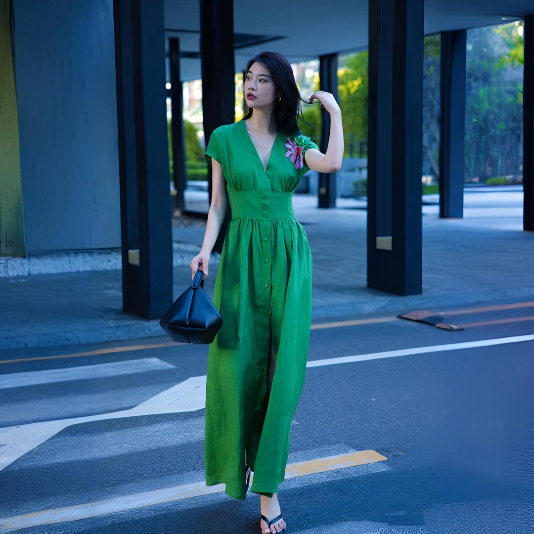 2025夏季新款青色V领连衣裙高腰设计感显高显瘦气质高级感