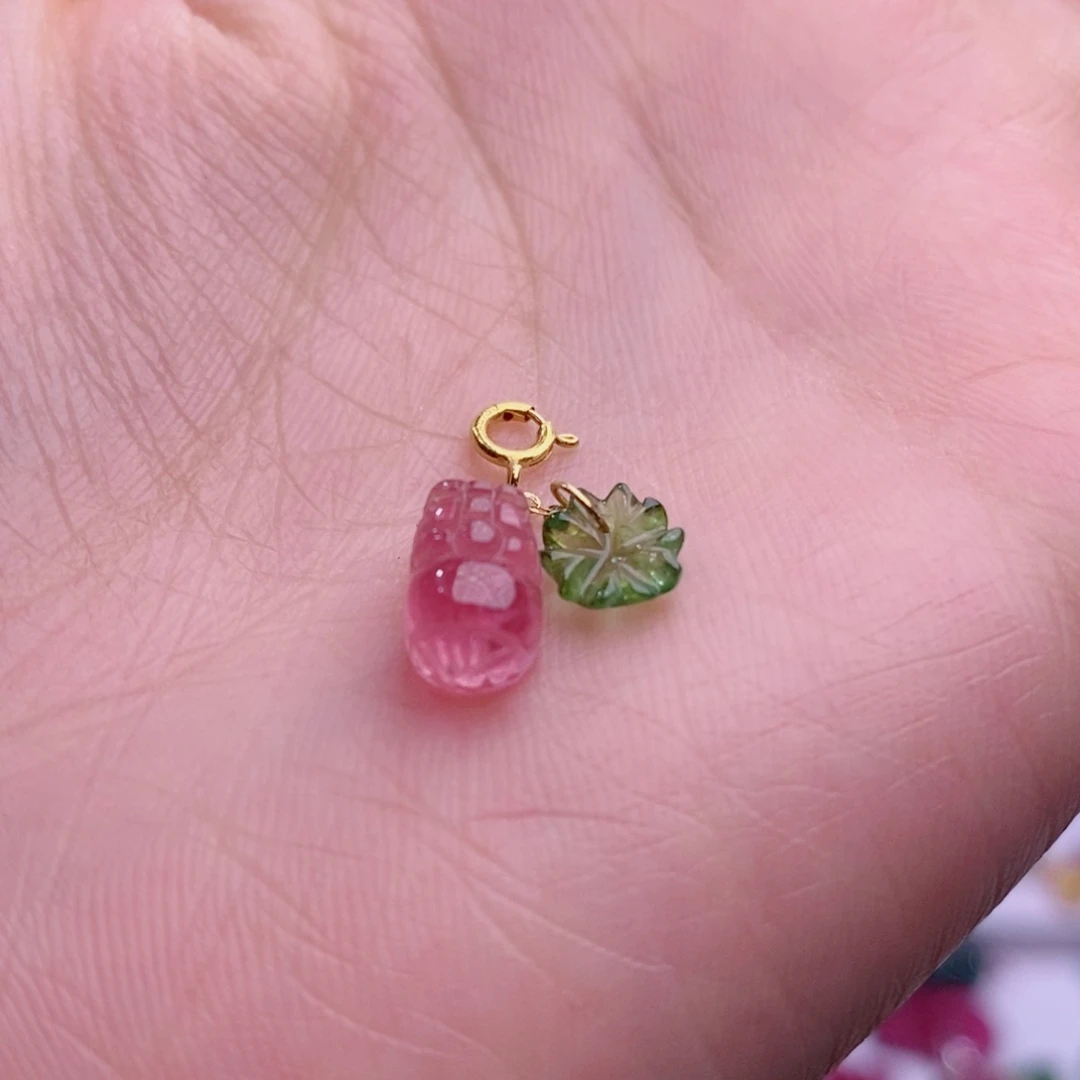 颈饰18K金镶嵌碧玺貔貅小滴溜yy