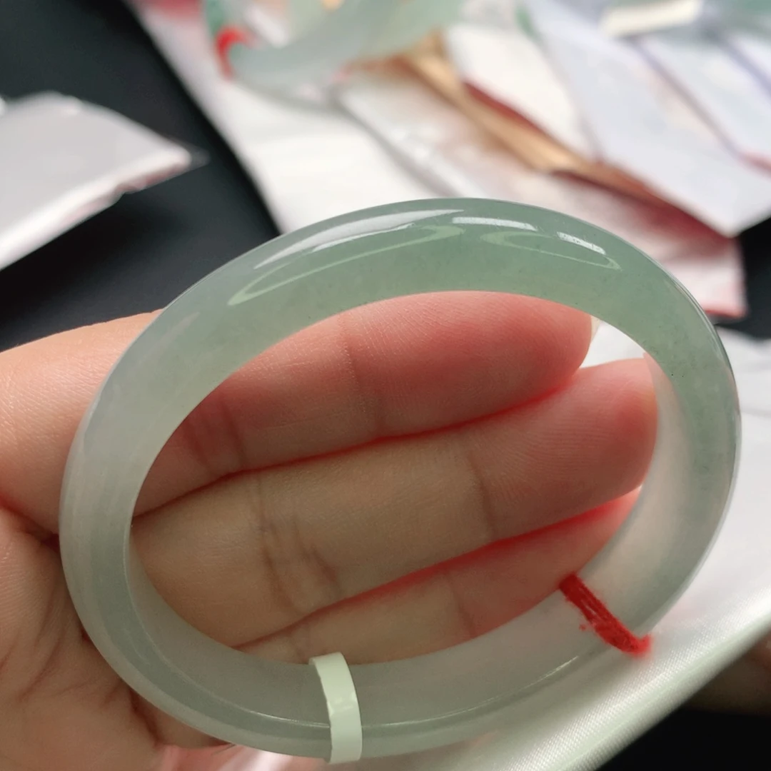 翡翠手镯未镶嵌贵妃52