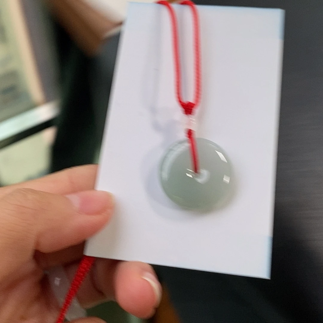 C***-翡翠未镶嵌颈饰天然的缅甸翡翠A货