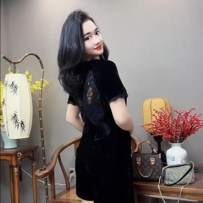 【峰姐甄选】后蝴蝶烫钻美背丝绒衫517【MN】