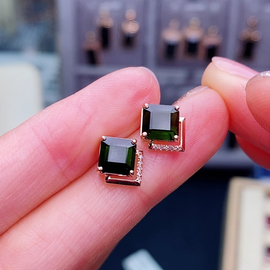 18K金镶嵌耳钉碧玺