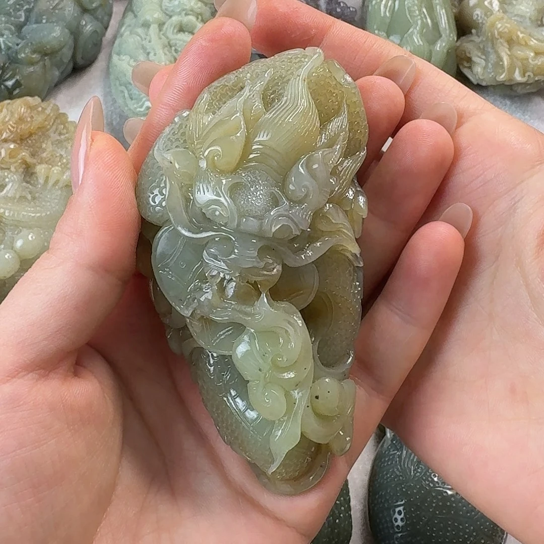 未镶嵌和田玉挂件