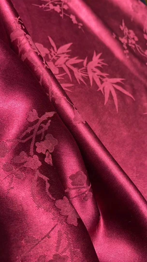 大提花重缎40姆米100%桑蚕丝香云纱定制面料（开裁不退换）