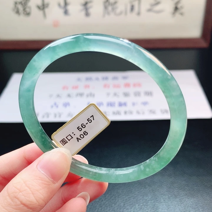 翡翠未镶嵌手镯翡翠手镯46