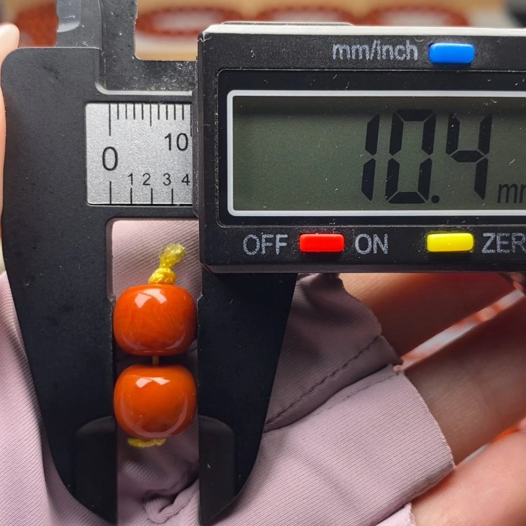 南红玛瑙未镶嵌配饰瑕疵纹裂