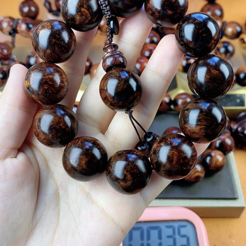 【闪购商品】花梨木类笑**尘