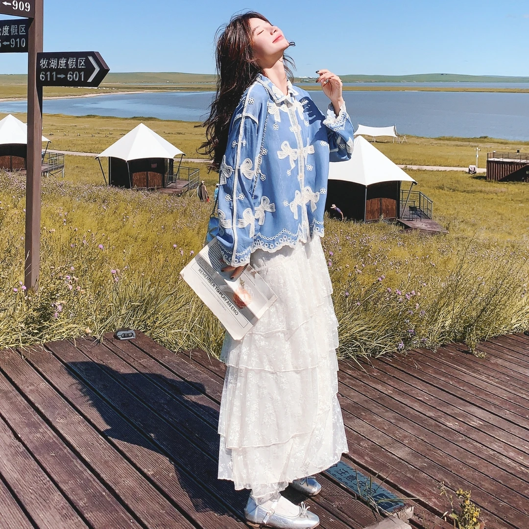 法式独特超好看蝴蝶刺绣衬衫蕾丝半身蛋糕裙两件套女2025春秋套装