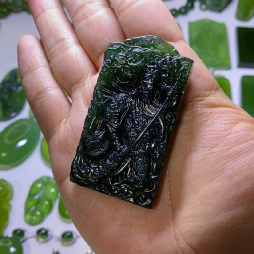 【闪购商品】蛇纹石玉颈饰未镶嵌一****0