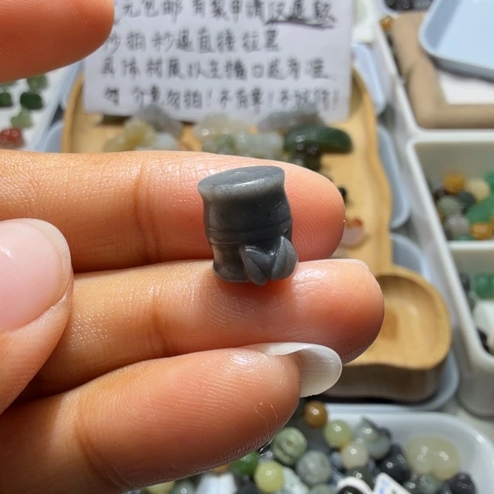 和田玉未镶嵌珠宝奇石