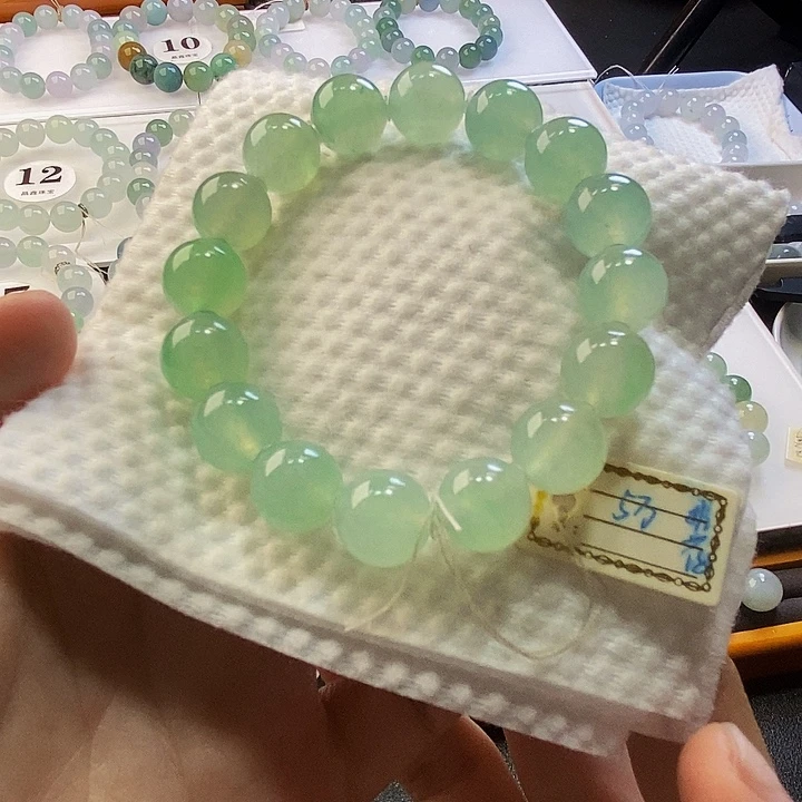 小***流定制翡翠未镶嵌翡翠
