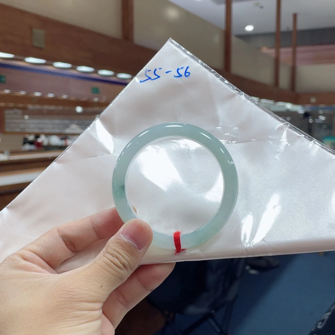 未镶嵌手镯翡翠翡翠