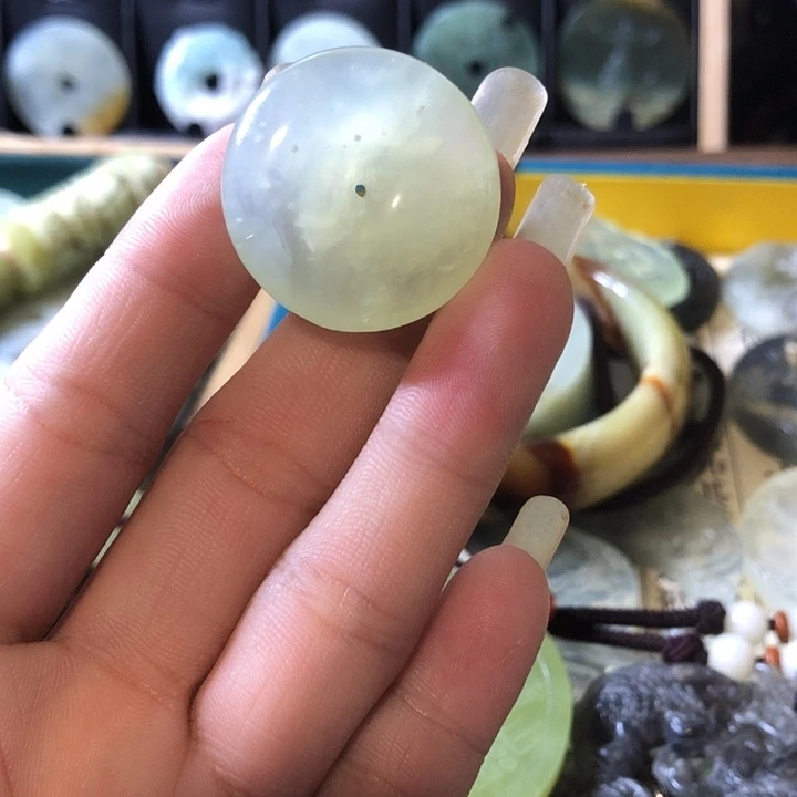 岫玉未镶嵌岫玉挂件