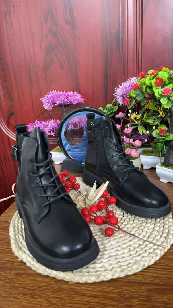 缘缘纯色秋冬百搭真皮短靴603 1