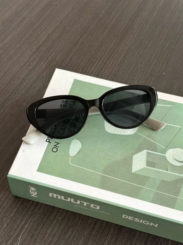 甜辣风格Y2K窄框太阳镜防紫外线防晒墨镜不显厚