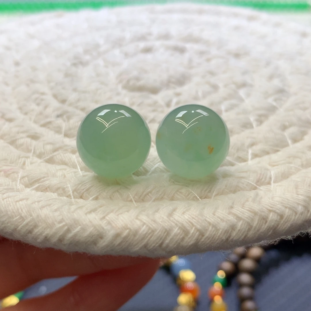 定制翡翠未镶嵌 毛货抛光定制 卡13+甜色晴绿 单颗价多样性发其一