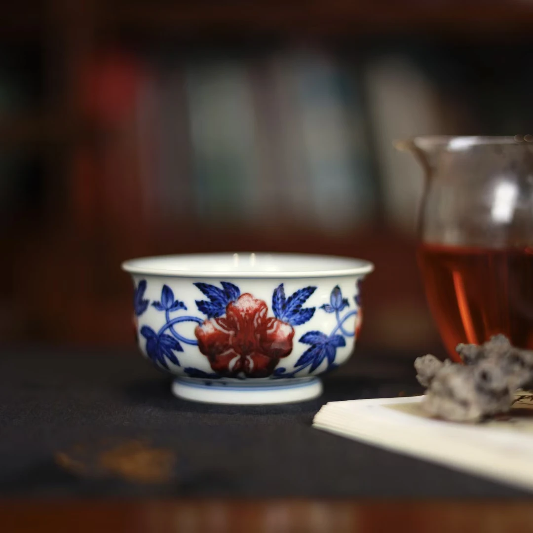 古官幕明青花釉里红秋葵花薄胎矮炉式杯