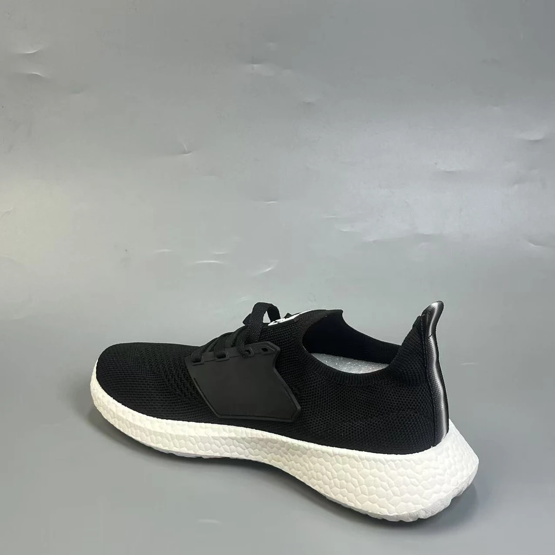 1143时尚百搭休闲透气男鞋