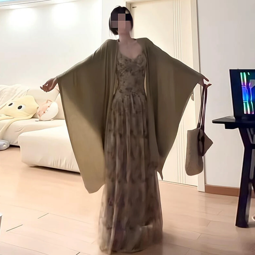 法式森系复古碎花吊带连衣裙女早秋装2025年新款高级气质套装长裙
