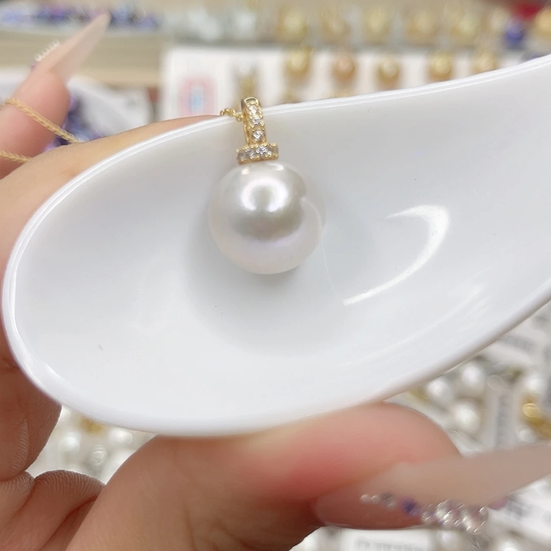 淡水珍珠未镶嵌吊坠(赠链)