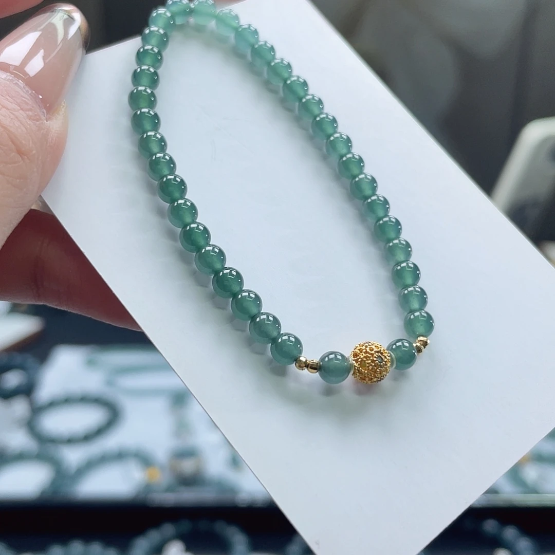 翡翠18K金镶嵌手串卡4.5