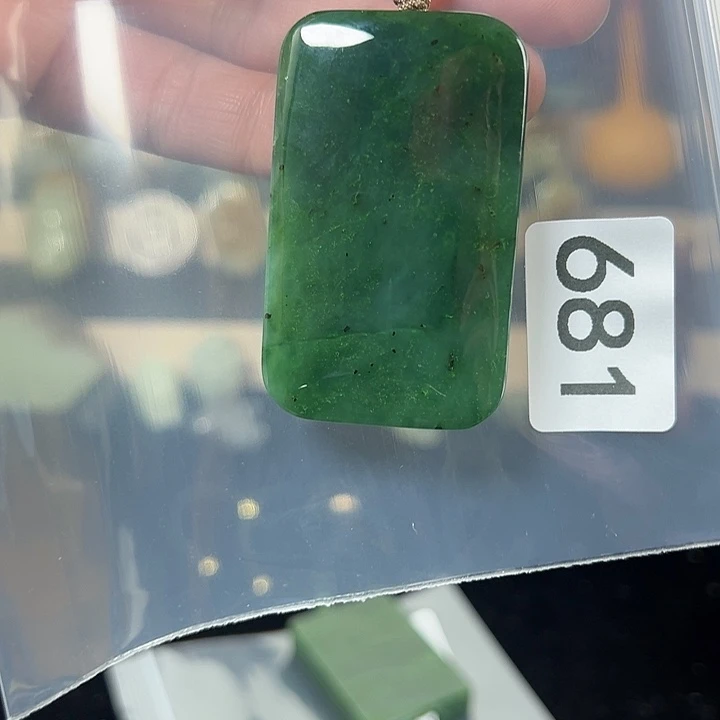 *****和田玉（碧玉）未镶嵌颈饰