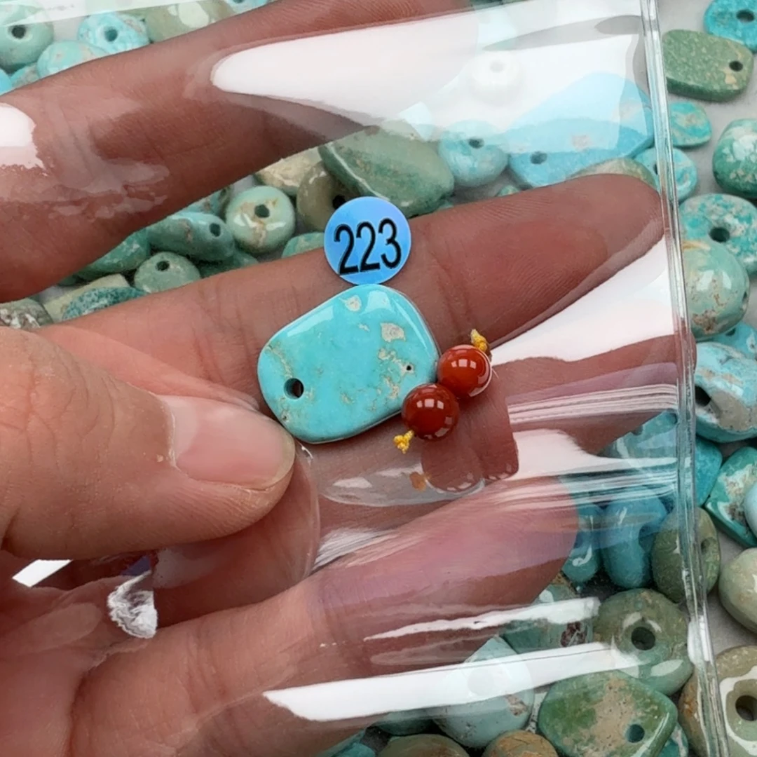 南红玛瑙未镶嵌珠宝奇石